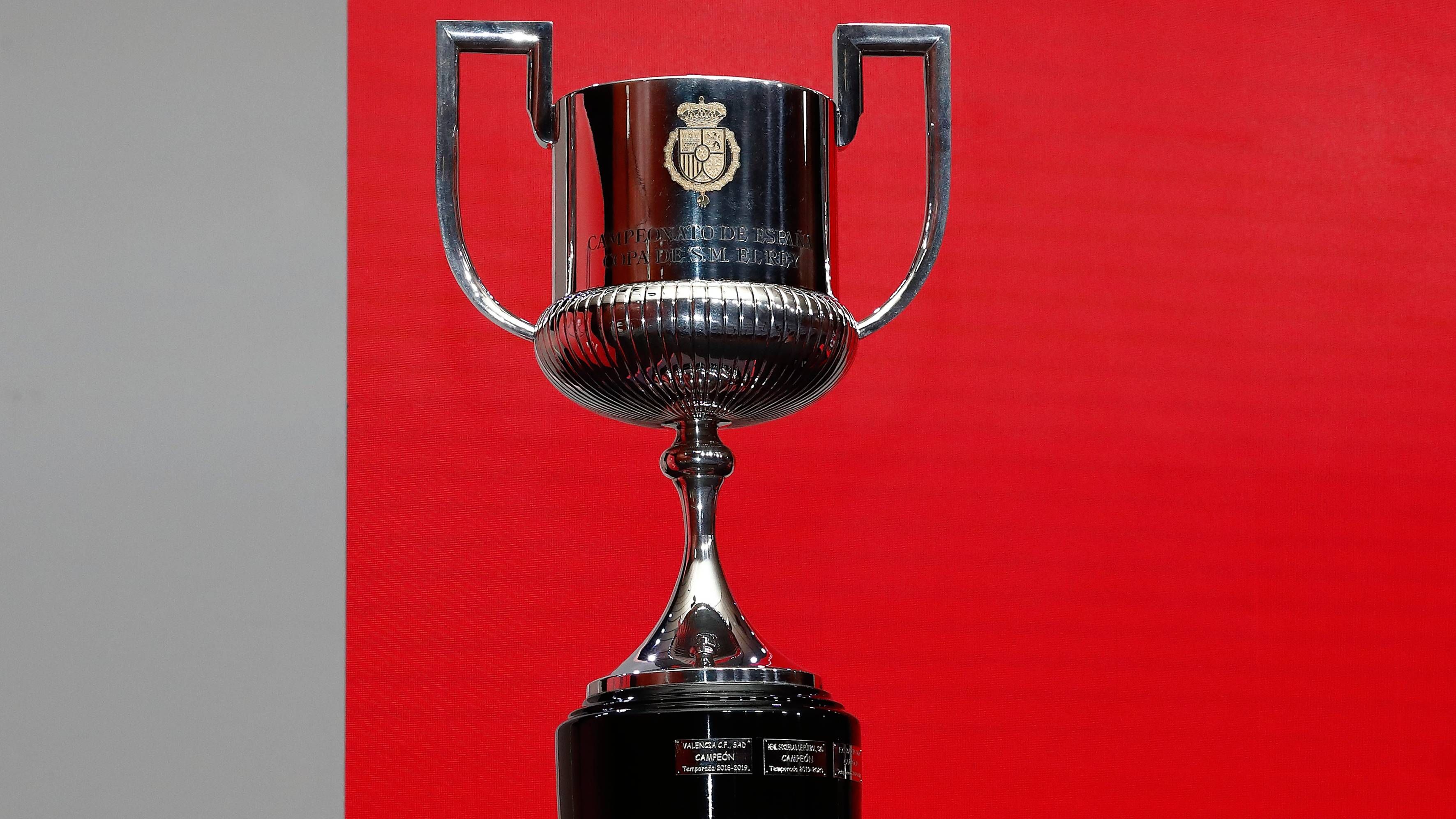 ¿Cuántas Copas del Rey tienen Real Madrid y Osasuna?