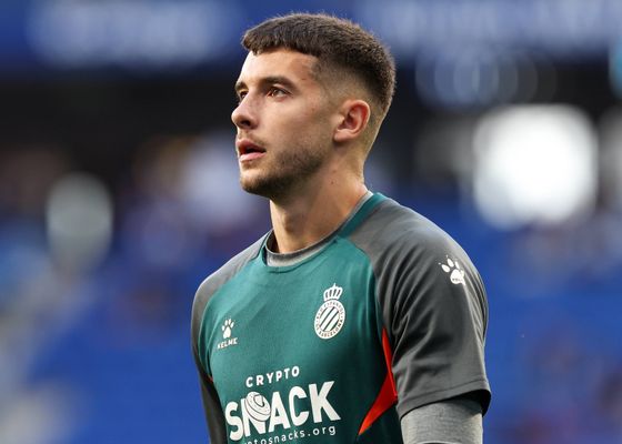 Joan García responde al interés del Barça en su fichaje