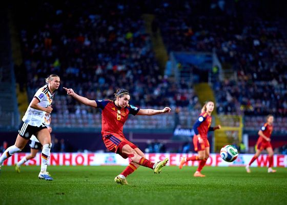 Alemania 0-0 España: Todo por decidir en la vuelta en el Metropolitano