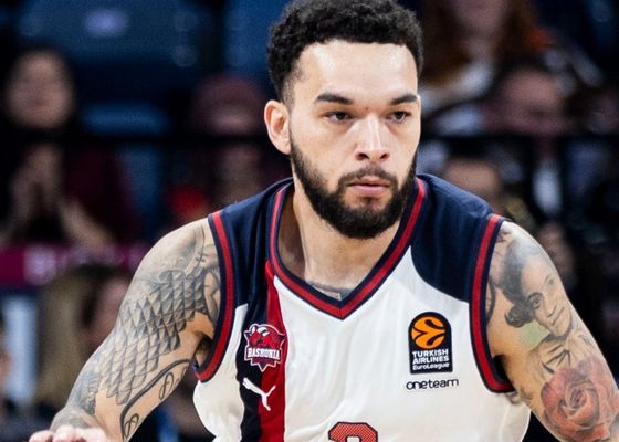 Anadolu Efes - Baskonia: horario, canal y dónde ver en TV y online el partido de Euroliga