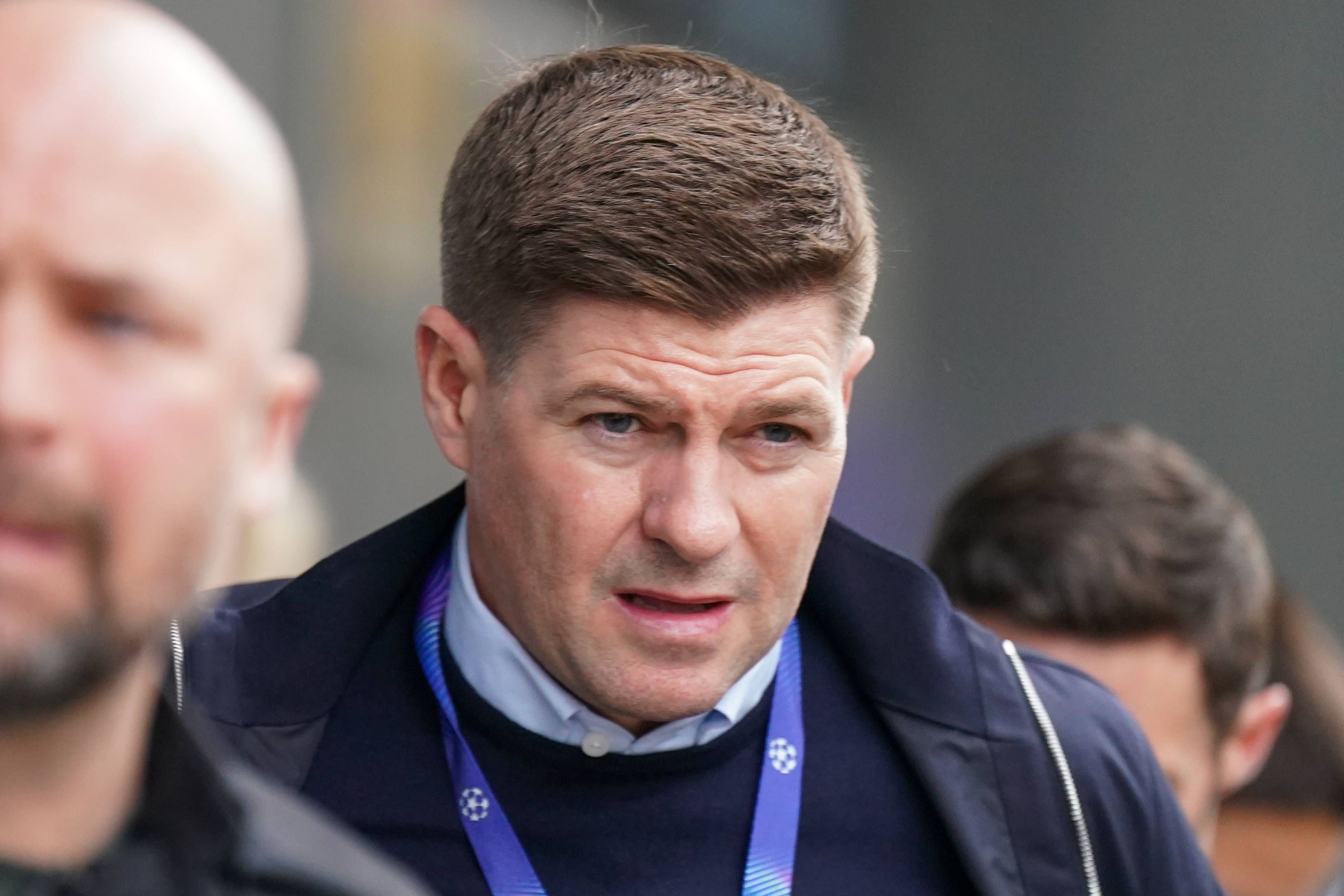 Gerrard sitúa a Olise como gran recambio de Salah