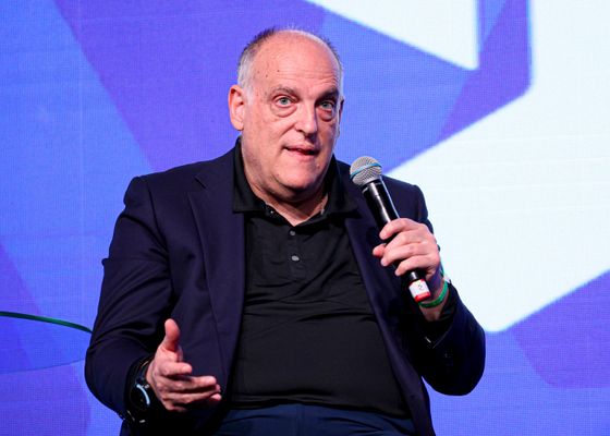 Javier Tebas le pone precio al fútbol: "Ver LaLiga vale 35 euros, no es verdad que seamos caros"