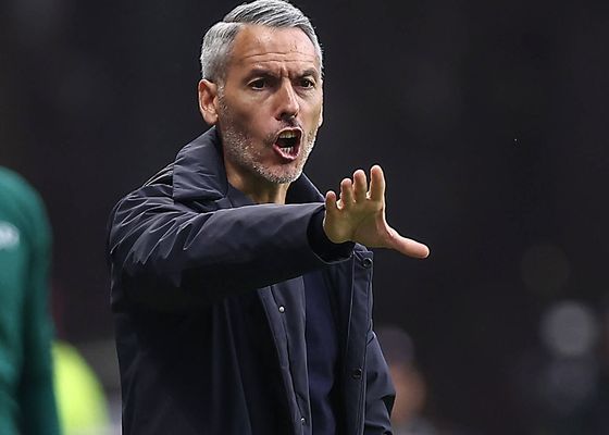 Carlos Vicens se rinde a Pellegrini y le da una alegría al Betis a horas de la 'final' 