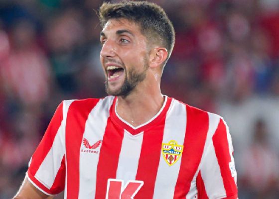 El Andorra avanza en las negociaciones para cerrar la llegada de Édgar González