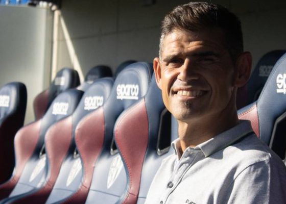 La primera lección de Hidalgo a Etxebarría antes del Eibar-Huesca