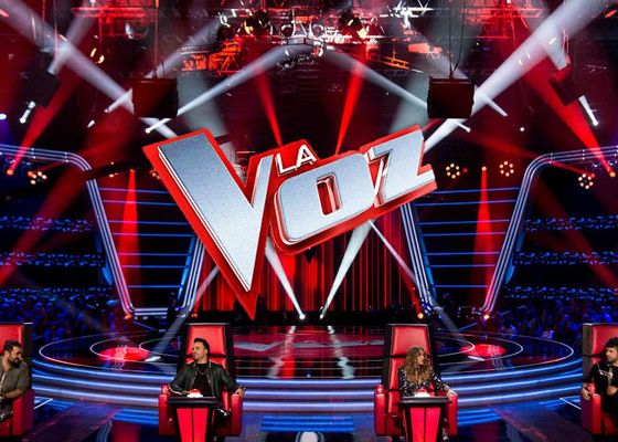 De ser su coach en 'La Voz' a casarse con ella en secreto 