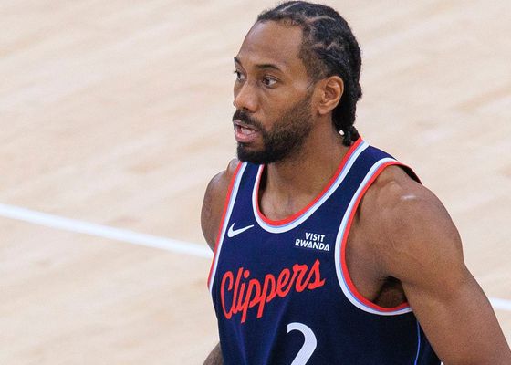 Doble golpe para los Knicks con Kawhi Leonard asomando como alternativa