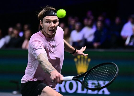 El enemigo público del Masters 1000 de París se carga a otro top 10 y ya está en cuartos 