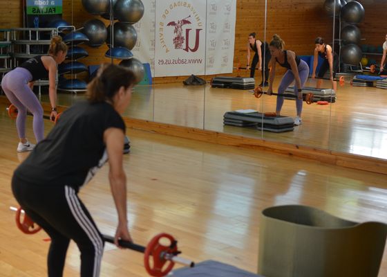 Disfruta del deporte Fitness en el SADUS