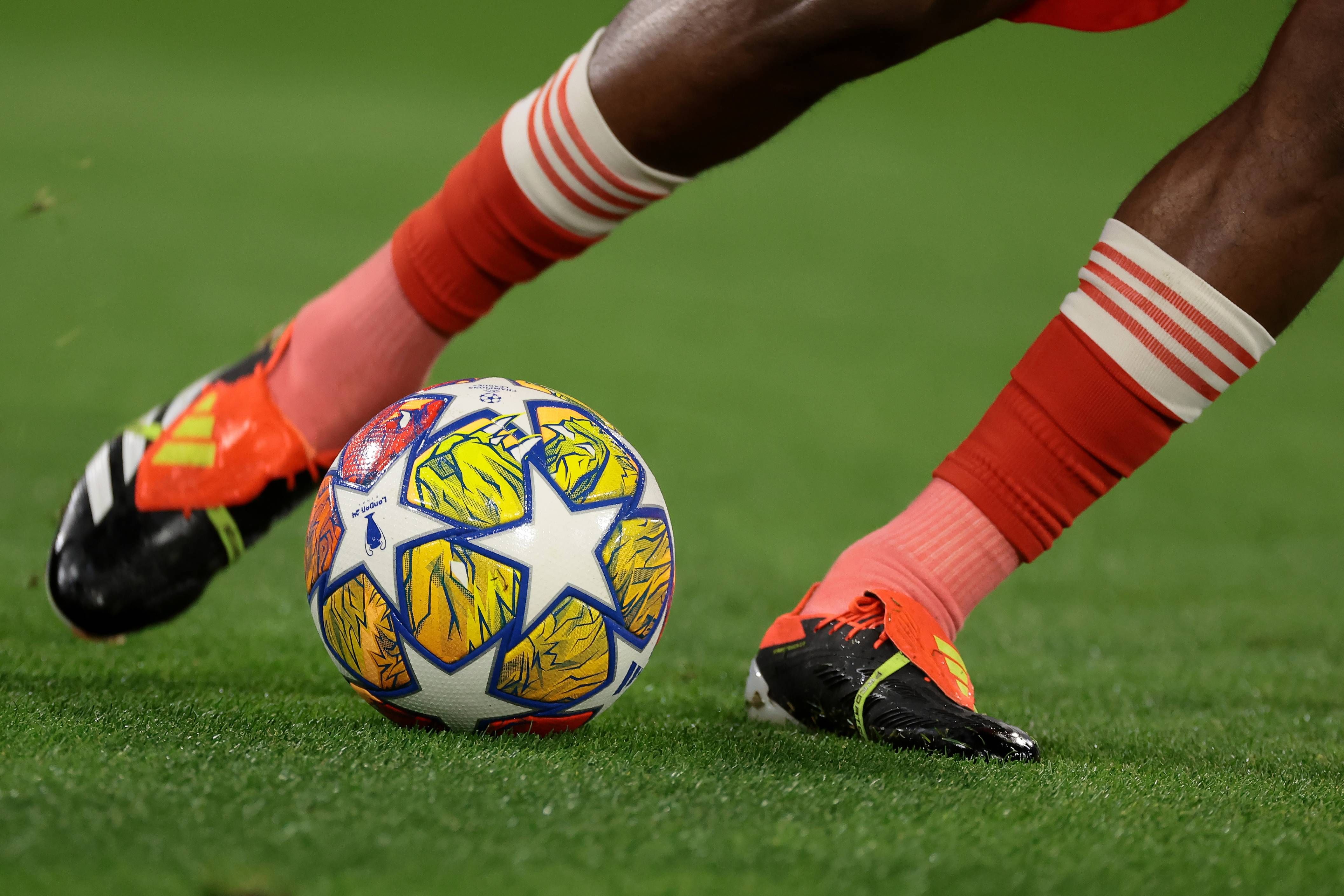 Black Friday 2024 | Las cinco botas de fútbol más cómodas para comprar en Black Friday