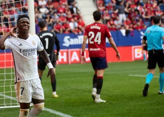 Osasuna 2-4 Real Madrid: Estampida en Navarra