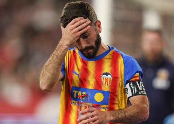 Preocupación en el Valencia con Gayà, que se someterá a nuevas pruebas