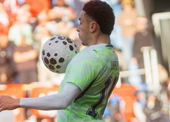 Regalo para el Sevilla con Vargas, premio para Sow y carga en las piernas de Akor Adams 