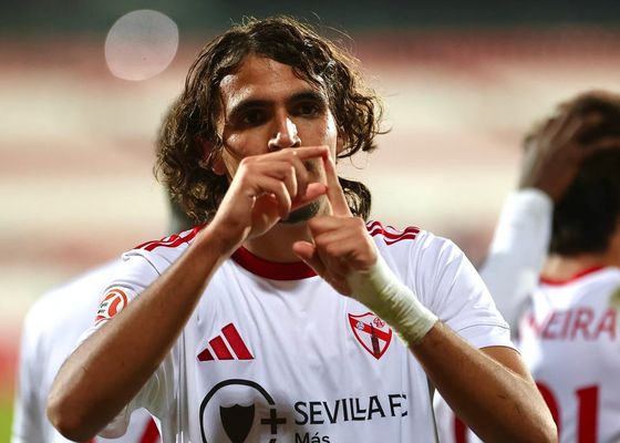 Nico Guillén cumple a lo grande con su nueva misión en el Sevilla y da otro aldabonazo a la puerta de García Plaza