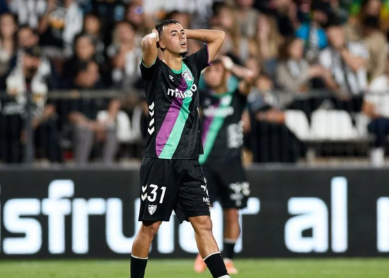 El Málaga blinda a Rafita y renueva hasta 2029 