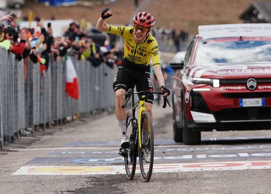 Jonas Vingegaard destroza las esperanzas del Movistar y de Enric Mas en el Giro de Italia