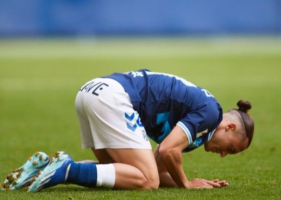 Renegocian a la baja con el Sevilla para cerrar la primera salida