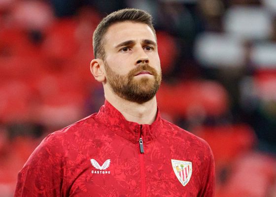 Esteban Suárez refuerza la postura de Unai Simón bajo la portería del Athletic Club: "Ha tenido que acelerar muchos son pasos, pero es un portero fiable"
