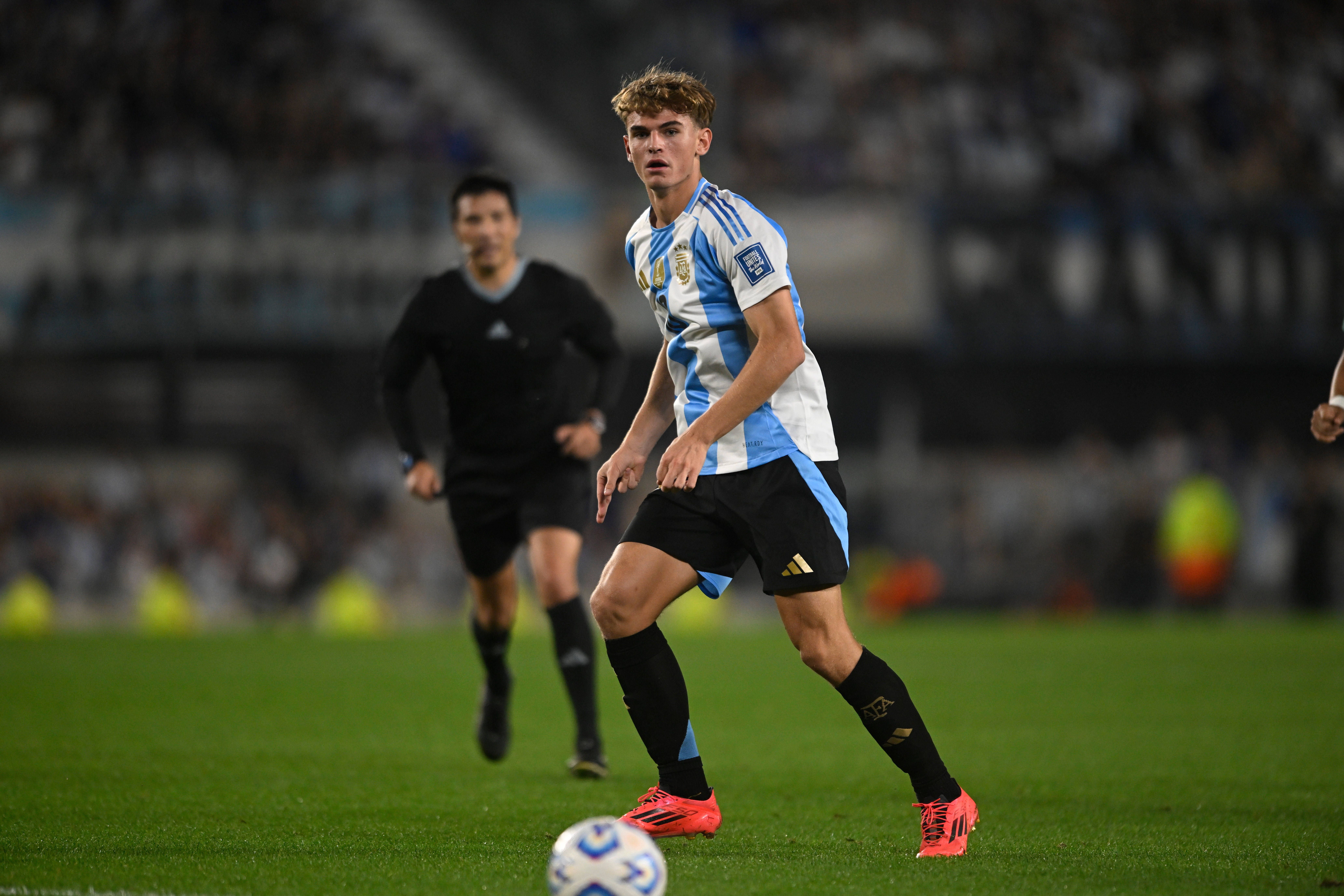 Nico Paz habla del "sueño" del Mundial con Argentina: "Messi me dijo que trabajara duro y fuera humilde"