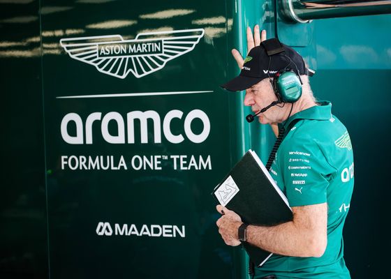 Norbert Haug lanza un aviso sobre el Aston Martin de Newey: ''Yo no los subestimaría''