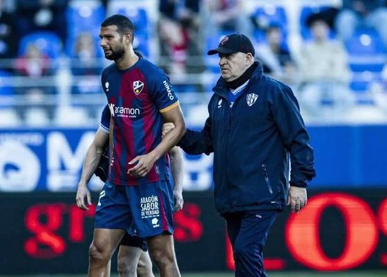 Debut frustrado: Joaquín Fernández se lesiona y estará un mes fuera