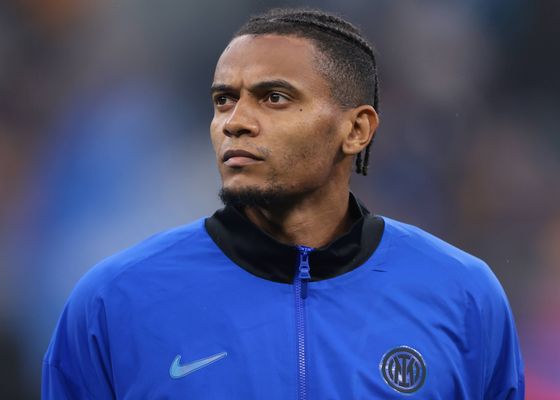 Akanji quiere quedarse en el Inter y lo deja claro públicamente