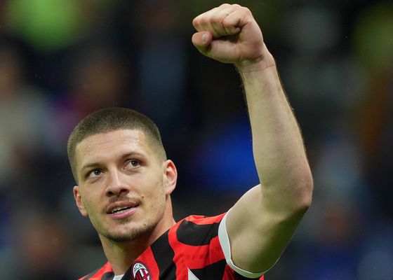 Se aceleran los contactos para el fichaje de Luka Jovic