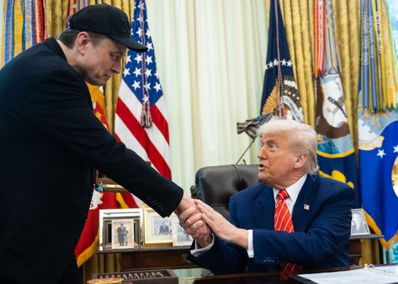 Elon Musk se disculpa ante Trump 