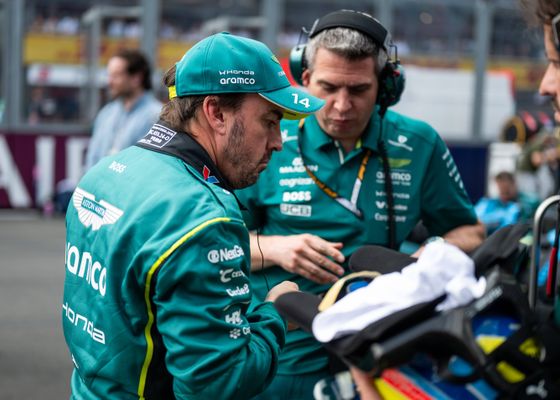 Fernando Alonso se enfrenta a un Aston Martin impredecible en Japón