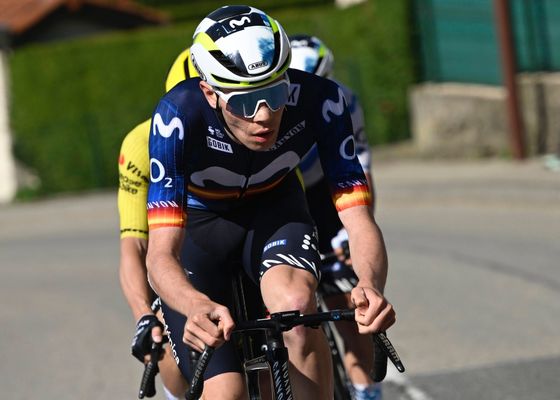 Iván Romeo destroza a sus rivales y duplica el botín del equipo Movistar en O Gran Camiño