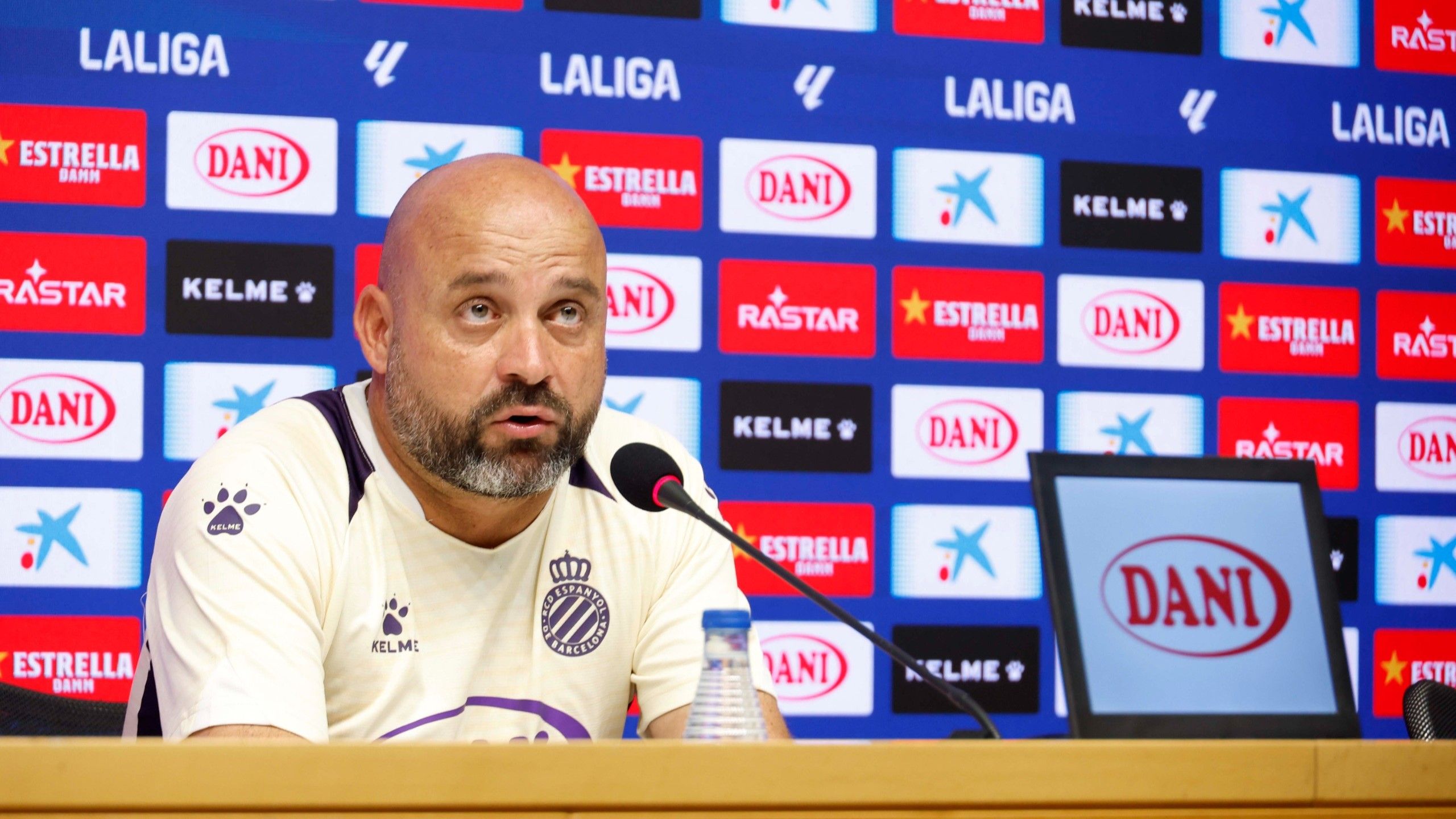 Manolo González avisa de la importancia de jugar en casa