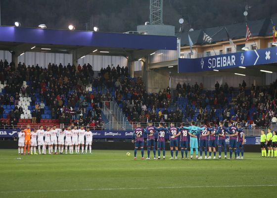Ipurúa deja de ser una fortaleza inexpugnable pero si quedan dos de ellas en LaLiga Hypermotion