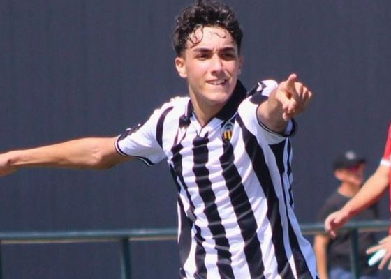 El Sevilla cierra el fichaje de un goleador prometedor