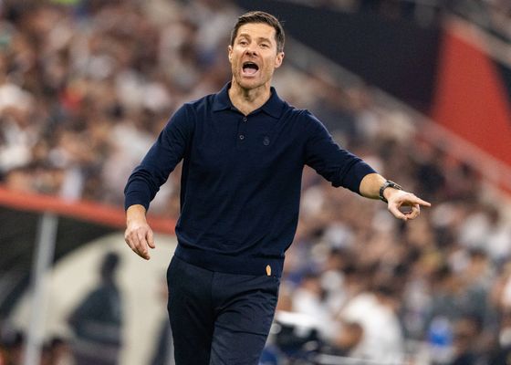 El Liverpool duda de Xabi Alonso y pregunta al Real Madrid