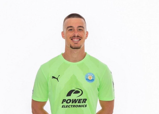 Gran y merecido debut de Chanza con el Ibiza