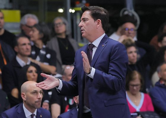Xavi Pascual no las tiene todas consigo en el Barça: "Hay que ponerle fin cuanto antes"