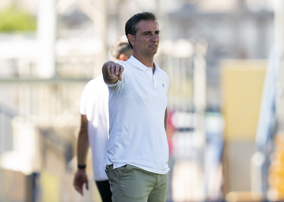 Jandro Castro, presentado como nuevo entrenador del Amorebieta