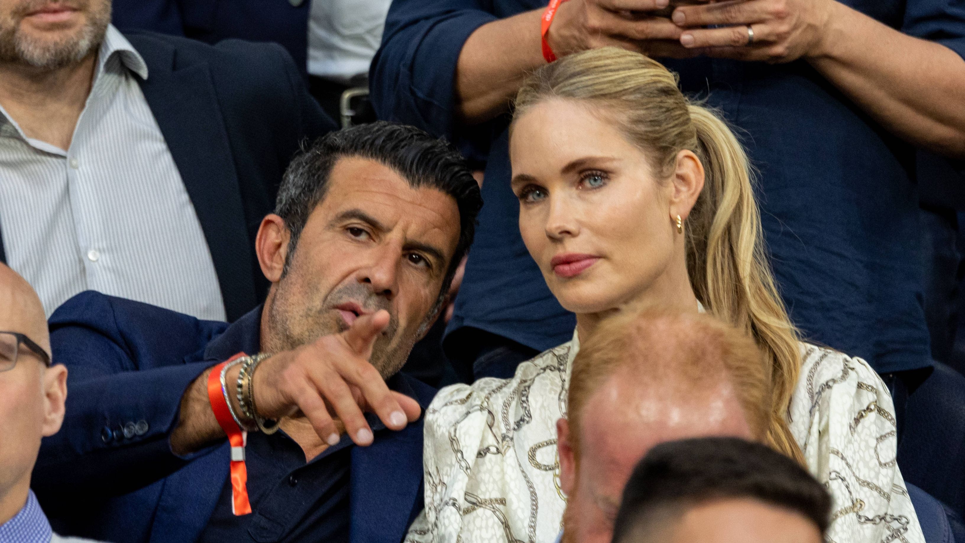 Figo se posiciona: "Carvajal merece todo el respeto, debería ser tratado de otra forma"