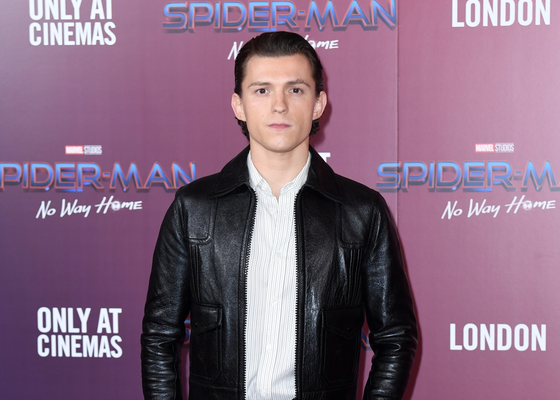 Tom Holland, hospitalizado tras un accidente durante la grabación de Spider-Man