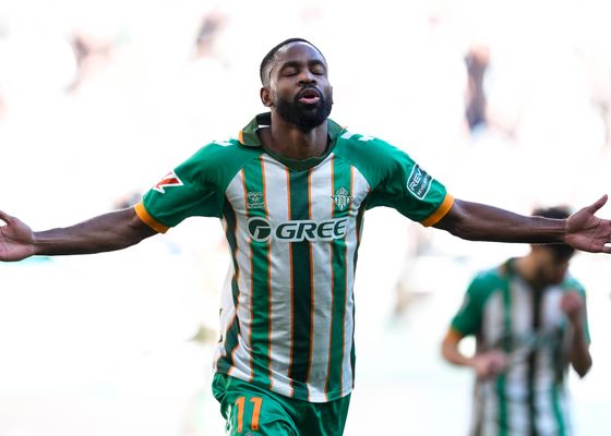 Bakambu ya hace balance antes de decir adiós al Betis: "Es por lo que uno da todo en el campo"