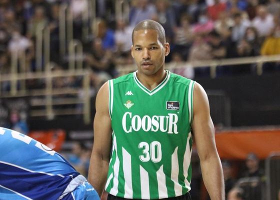 Eulis Báez, del Betis, se pierde la Supercopa