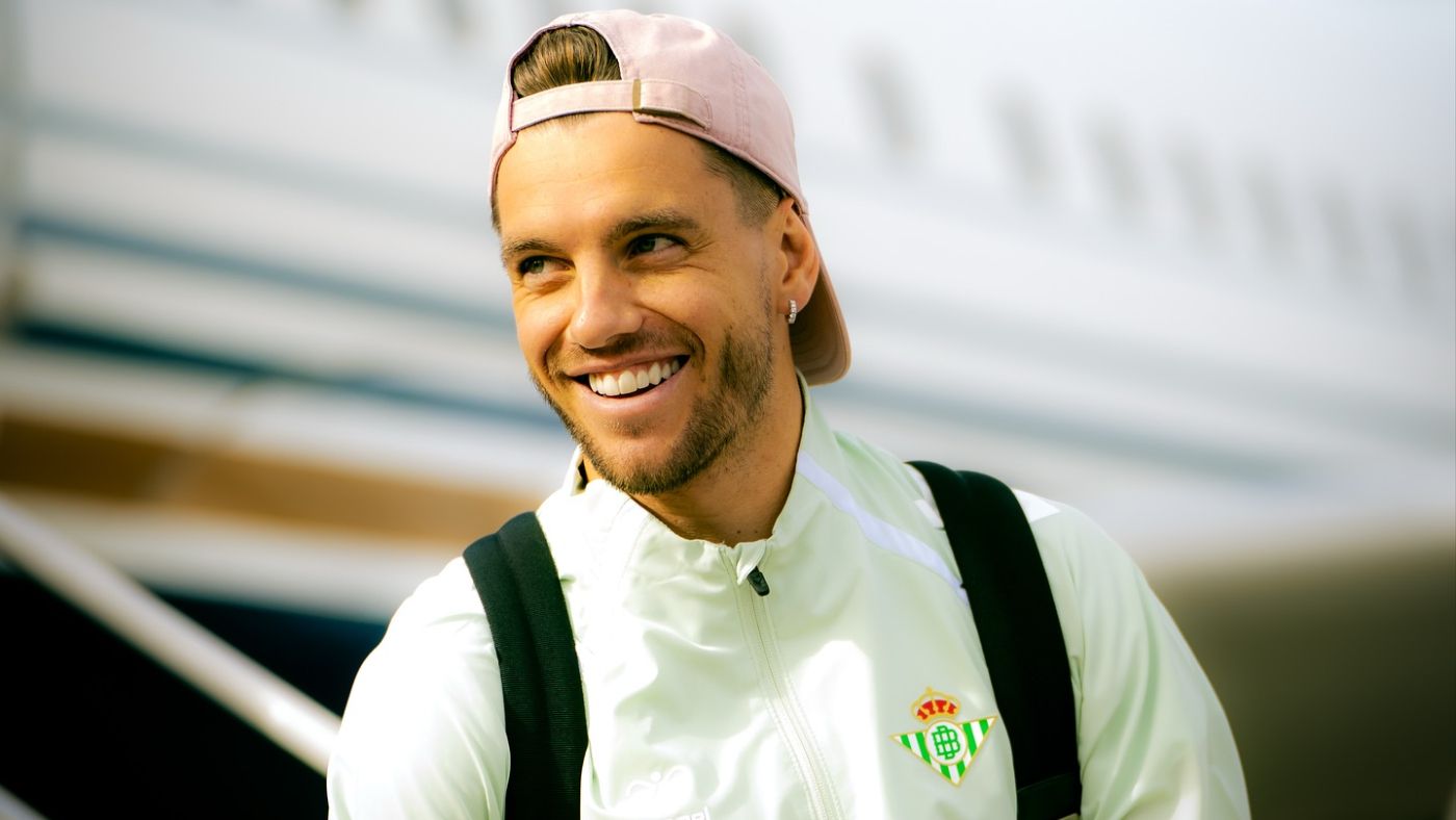La convocatoria retro del Betis para visitar a Osasuna: la alegría es Lo Celso, Bakambu es la novedad y la sorpresa la pone con Pablo García