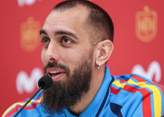Borja Iglesias: "Es un honor que me comparen con él, es un referente del fútbol español"