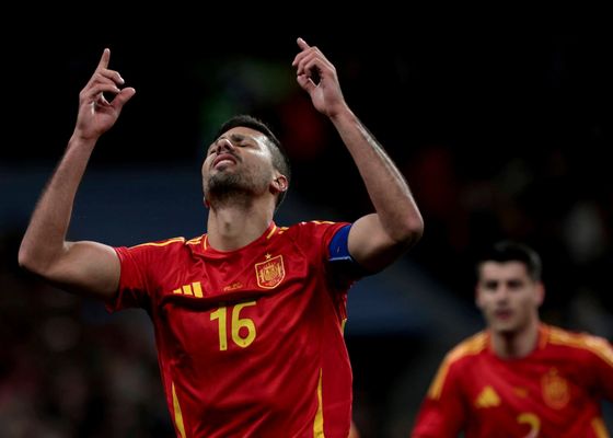 El seleccionador español confirma que Rodri está en condiciones para enfrentar a Italia.