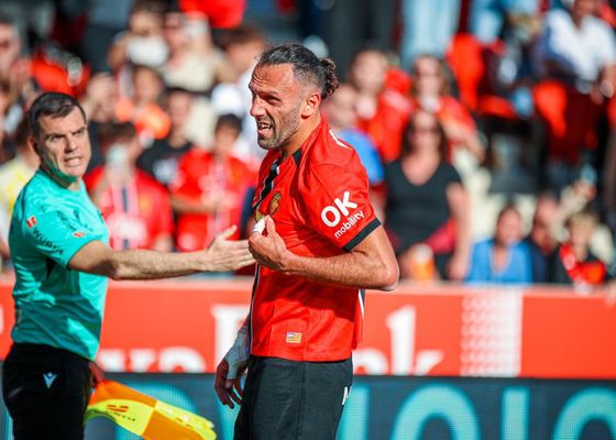 Muriqi, tras dar el gol de la victoria al Mallorca: "Aunque fuera parezco muy feo y duro, también soy humano"