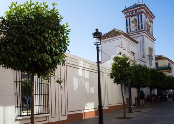 El mejor pueblo para vivir en Sevilla, según ChatGPT: el más rico, conocido por su limpieza y calidad de vida