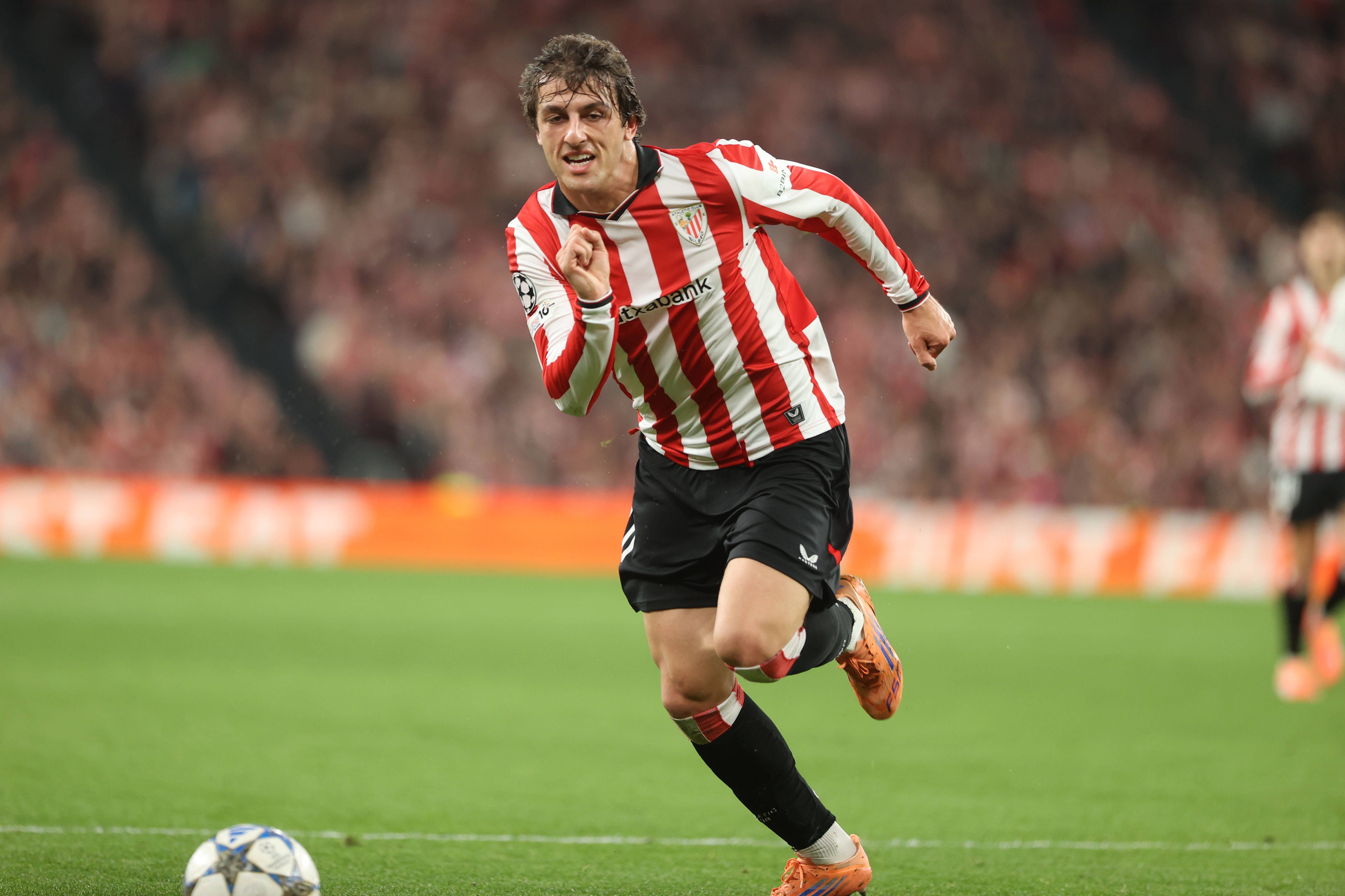 El parte médico del Athletic Club confirma la lesión de Unai Gómez y queda "pendiente de evolución"