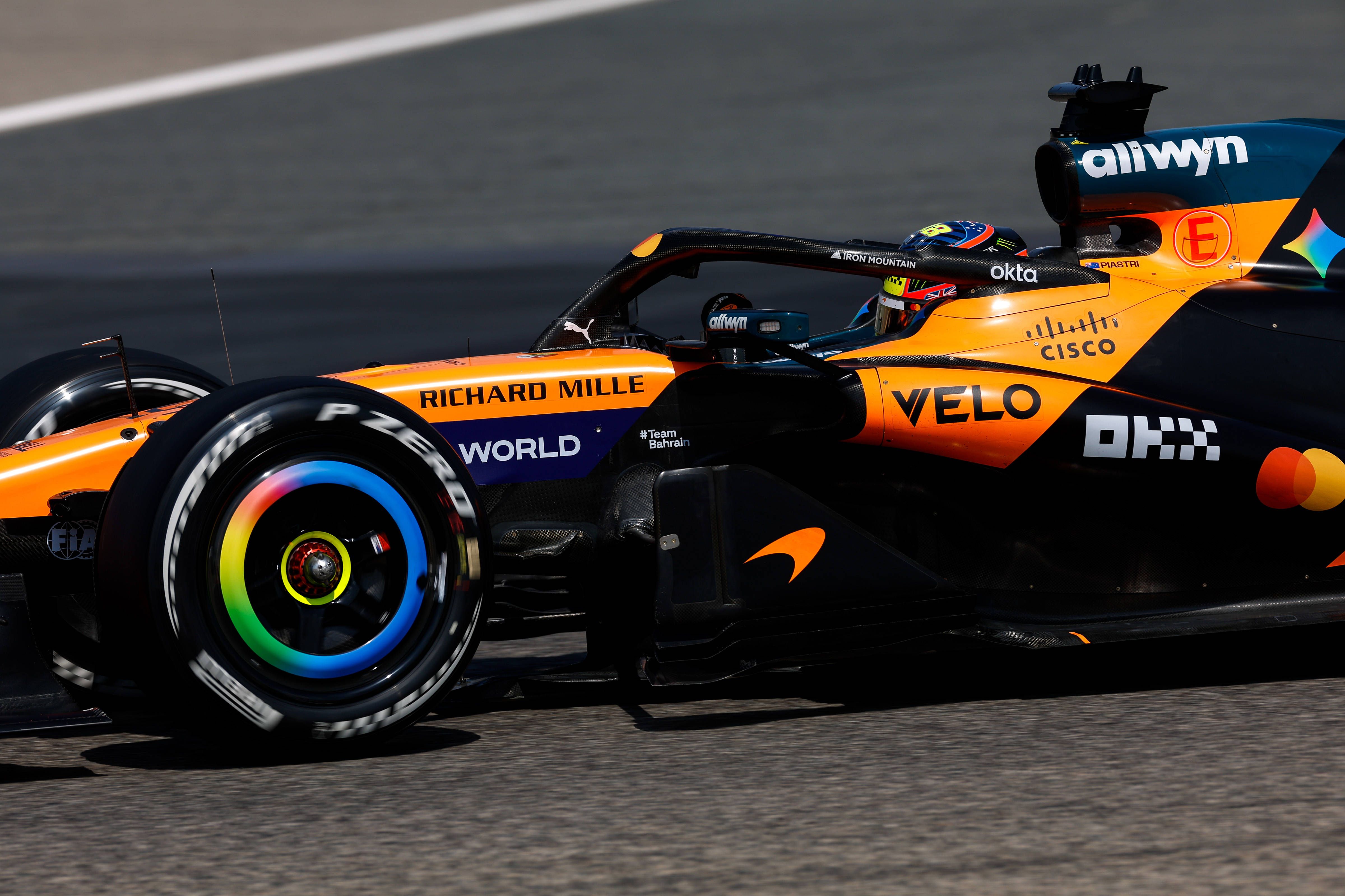McLaren reconoce que no lidera la parrilla tras Bahrein