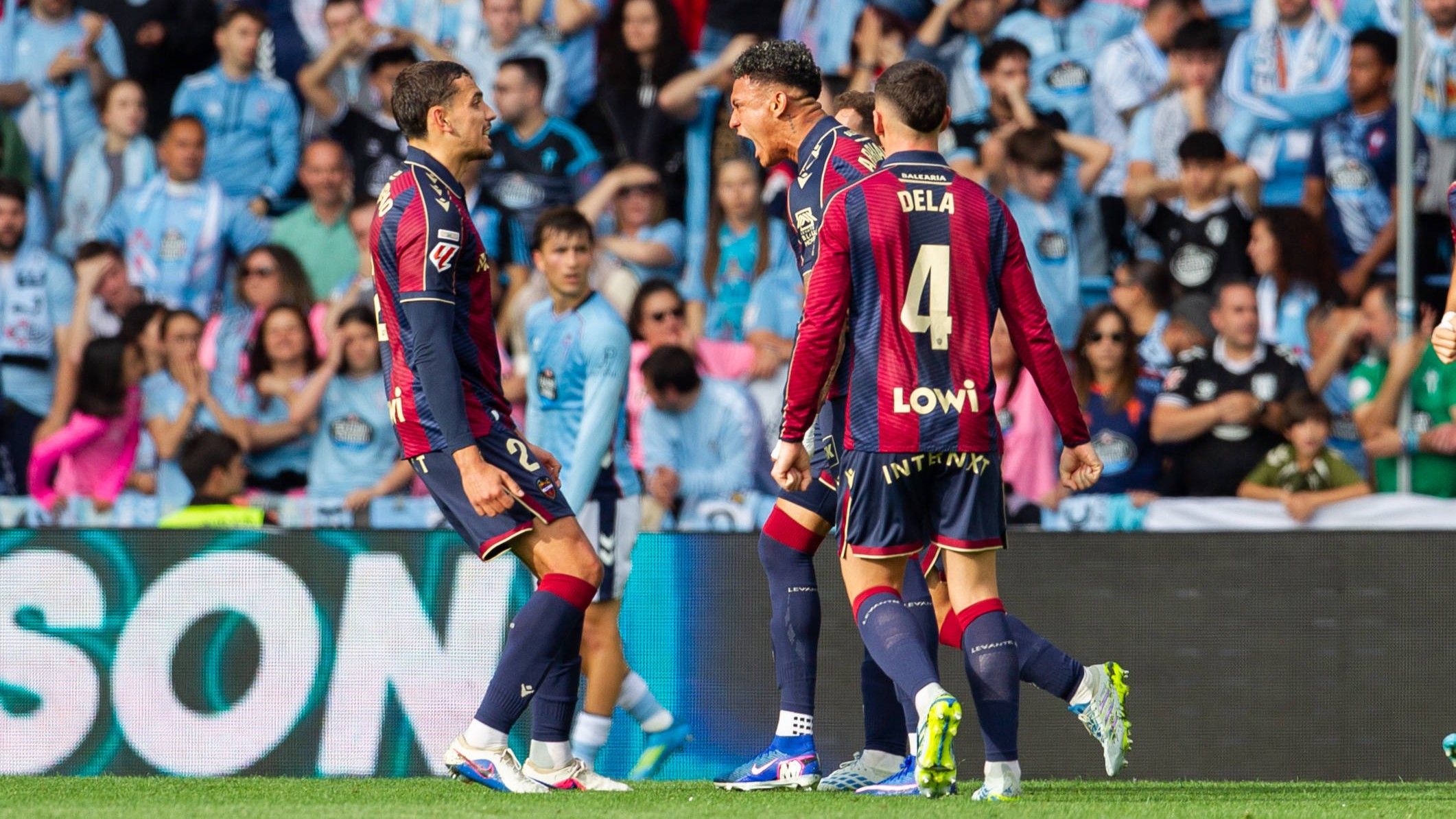 Celta 2-3 Levante: Una remontada para poner al rojo vivo la lucha por la permanencia