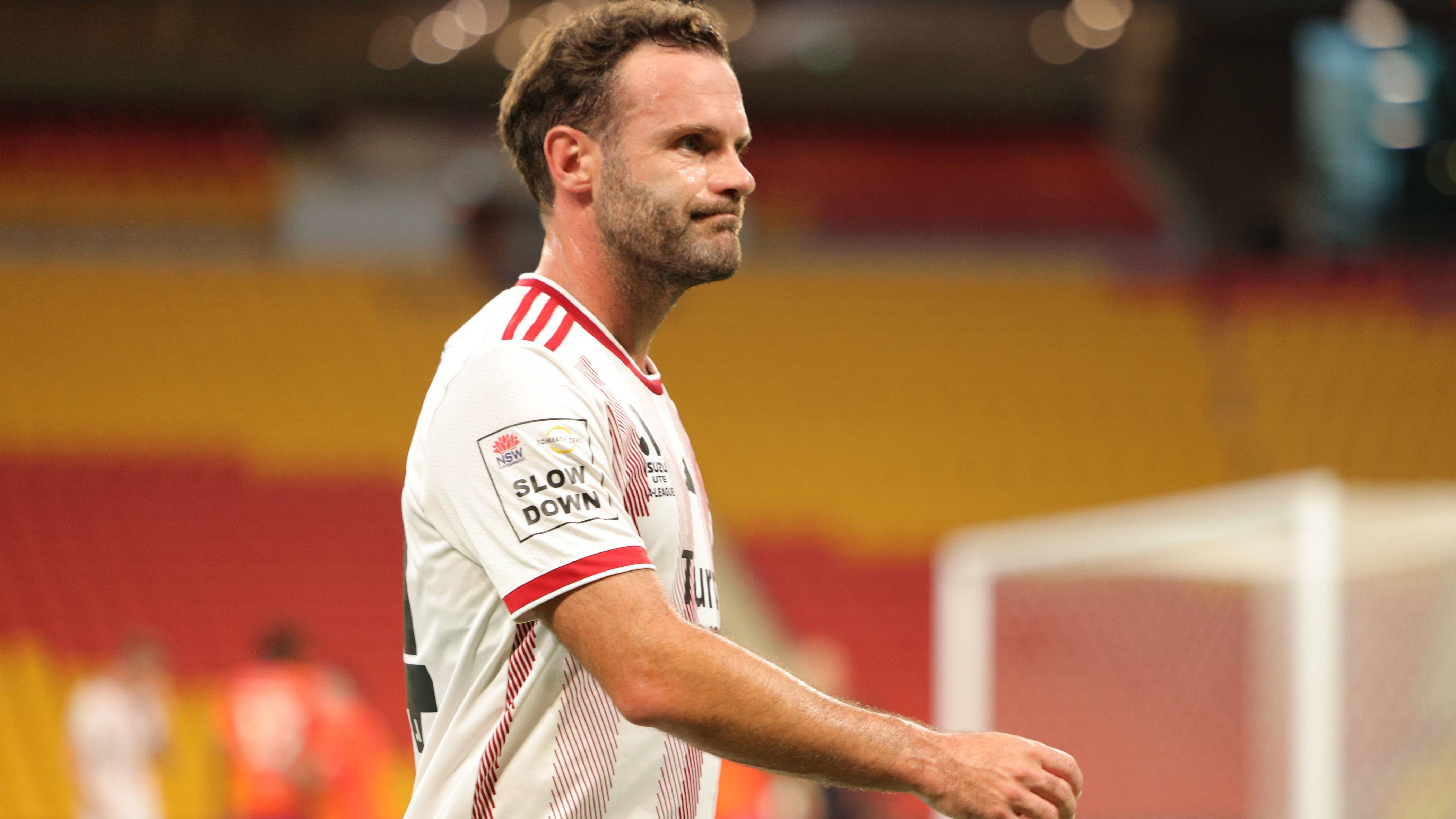 Juan Mata se lanza al futbol femenino